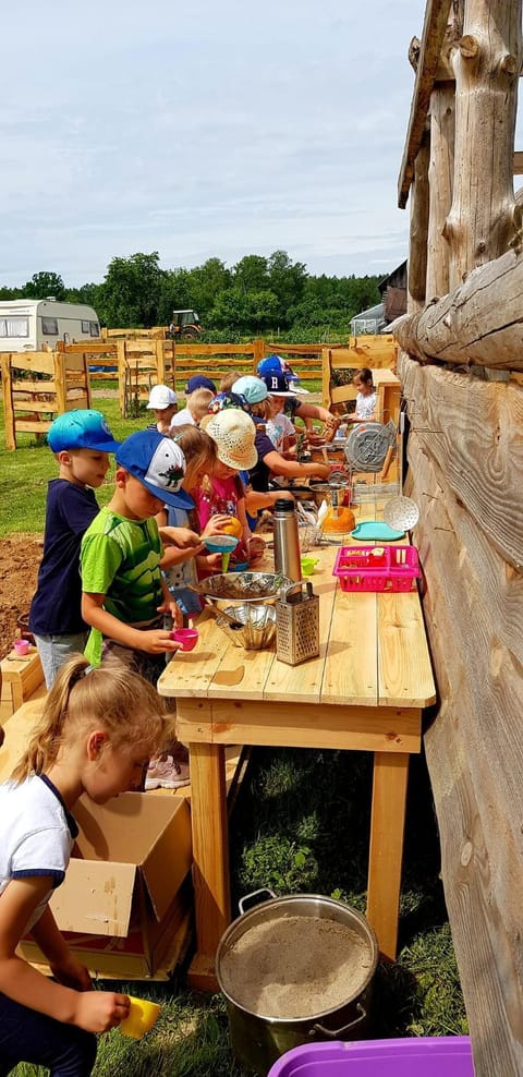 Day, People, Natural landscape, Children play ground, children