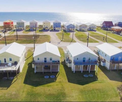 Sunset by the Bay-Water Views on Both Sides House in Surfside Beach