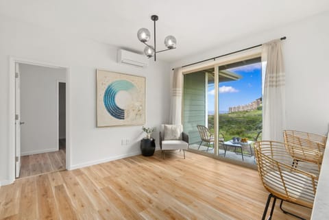@ Marbella Lane - 2 master suites MT+Ocean Views House in Makaha Valley