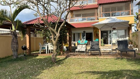 Villa de vacances Pieds dans l'eau House in Rivière Noire District, Mauritius