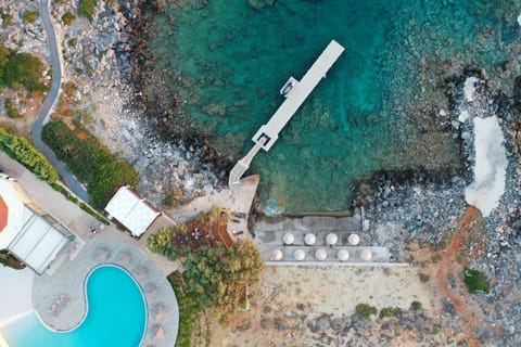 Kavos Hotel & Suites Aparthotel in Crete
