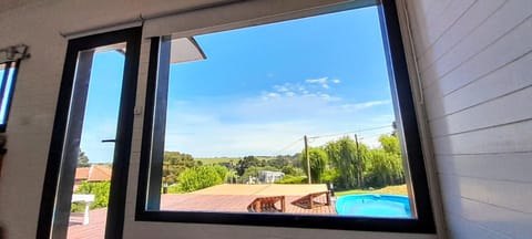 Day, Mountain view, Pool view