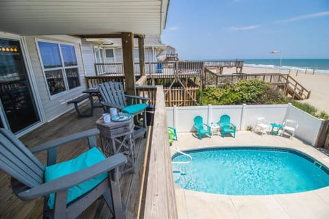 Sea and Believe House in Oak Island