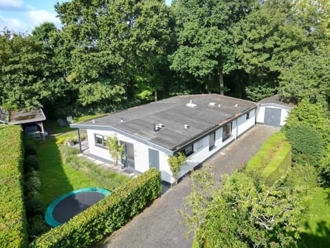 Hello Zeeland - Villa Park Reygersbergh 11 House in Oostkapelle