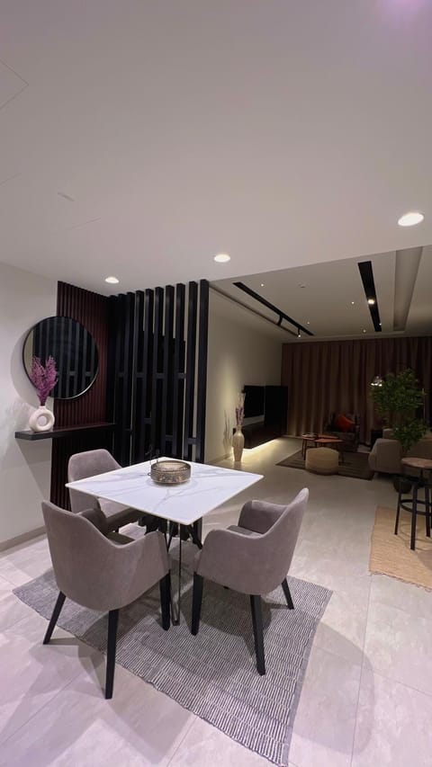 Luxury apartment in Muscat Hills Condominio in Muscat