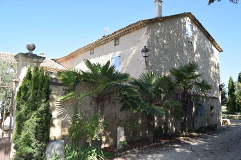 Gîte L'Olivier - La Roseraie du Val'Ensoleillé Apartment in Valensole