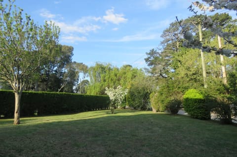 Vistas del Peñón House in Sierra de los Padres