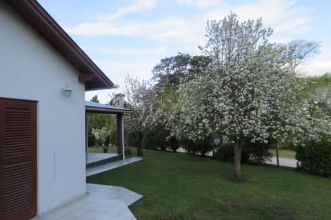 Vistas del Peñón House in Sierra de los Padres