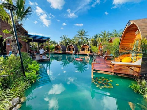 Natural landscape, Lake view