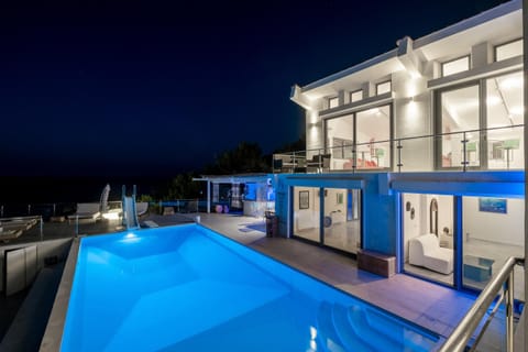 Property building, Night, Balcony/Terrace, Pool view, Swimming pool, Swimming pool