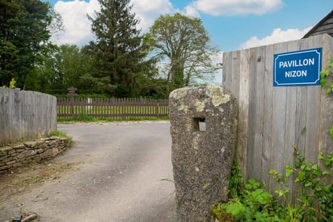 Property logo or sign, Neighbourhood, Natural landscape, Street view