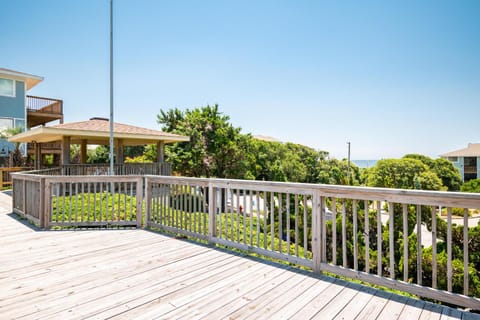 A Searious Sunset View Casa in Caswell Beach