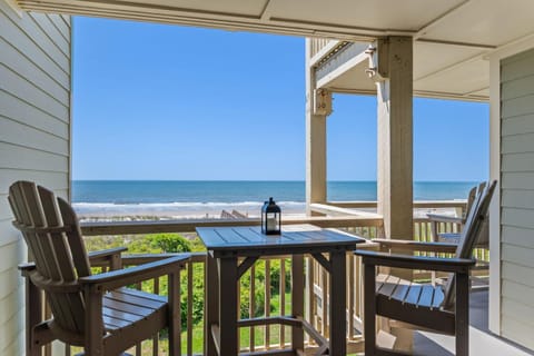 Annie's Beach-A-Licious House in Caswell Beach