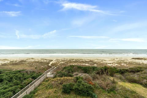 Carefree House in Caswell Beach