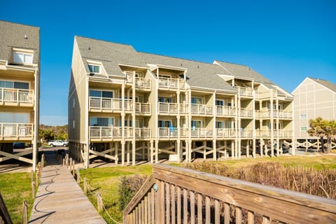 The Breeze House in Caswell Beach