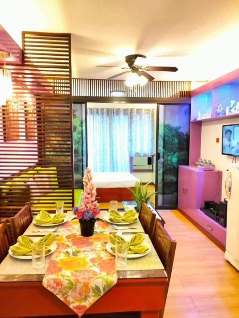 One Oasis A11 Near Sm Mall Mall + Famous Attraction. Apartment in Davao City