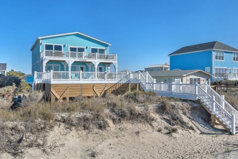 The Sale Fish House in Oak Island