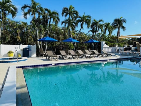 Olde Marco Inn Apartment hotel in Marco Island