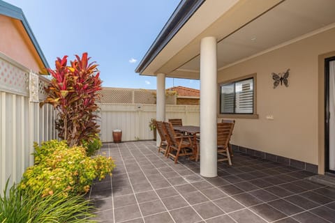 3 of 29 Parkes St Casa in Tuncurry