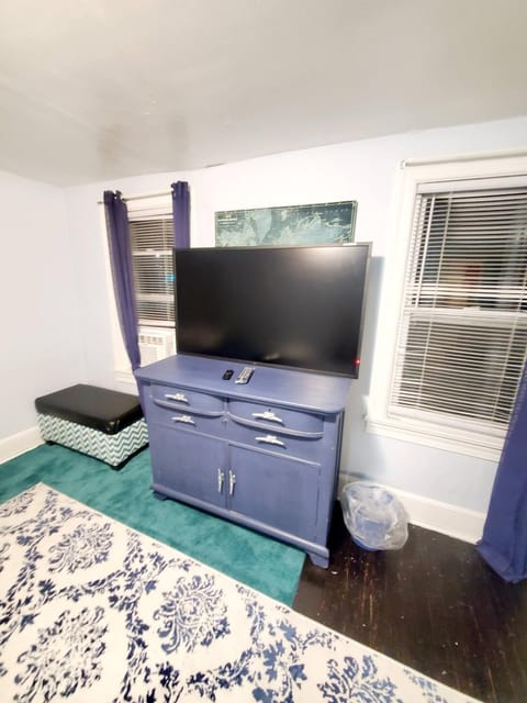 Room in Apartment - Blue Room in Delaware Alojamiento y desayuno in Dover