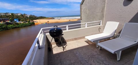 Natural landscape, BBQ facilities, Seating area, Lake view, Sea view