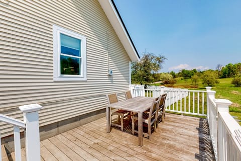 The Farmhouse - Suite #1 Condominio in Waterbury Center