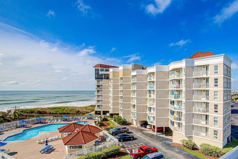 Just Beachy Apartment in North Topsail Beach