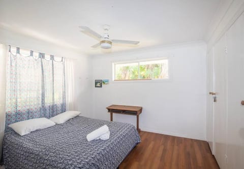 Palm Beach House - sleeps 10 - spacious House in Point Lookout