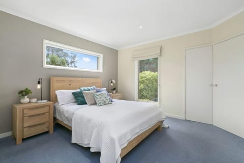Sorrento Getaway 700m to Shops 900m to Beach House in Portsea
