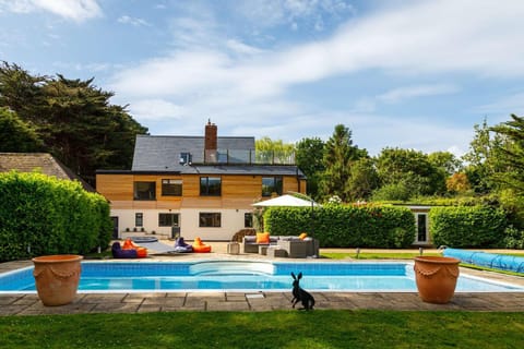 Property building, Pool view, Swimming pool