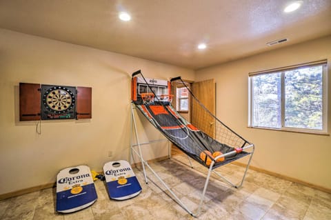 Bailey Getaway with Hot Tub and Game Room! House in Bailey