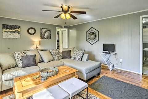 Cozy Anniston Vacation Rental with Yard House in Anniston