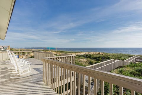 Payneless House in Caswell Beach