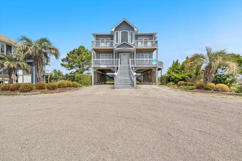 Prime Time House in Caswell Beach