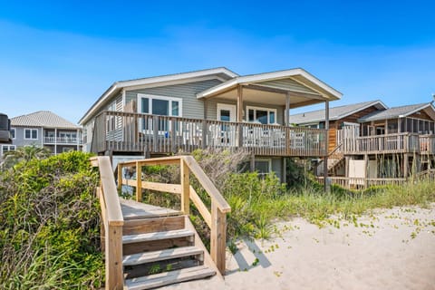 West Beach Retreat House in Oak Island