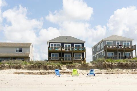 Salt & Light House in Oak Island