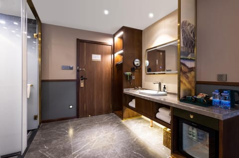 Time Traveller Boutique Hotel - Near National Olympic Sports Center , Beijing National Stadium , Olympic Forest Park , China Ethnic Museum, Guanzhuang subway station, Free laundry, Free customized tour itinerary Hotel in Beijing