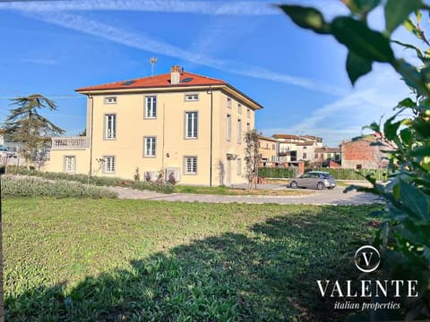 Property building, Garden view