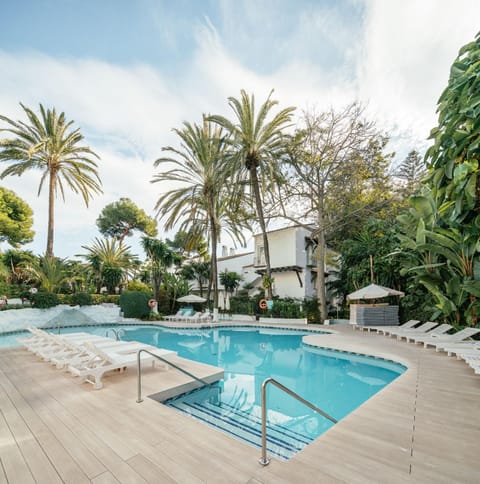 Puente Romano Beach Suites - private apartaments Condominio in Marbella