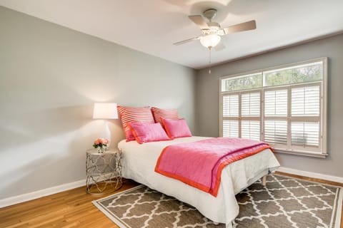 Exclusive Historical Townhome: serene and cozy Eigentumswohnung in Alamo Heights