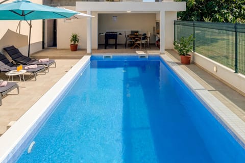 Apartment Renata + PRIVATE swimming pool in SPLIT Apartment in Split