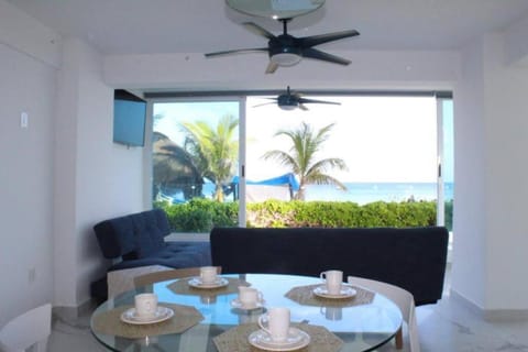 Beach Front Renewed Apartment Apartment in Cancun