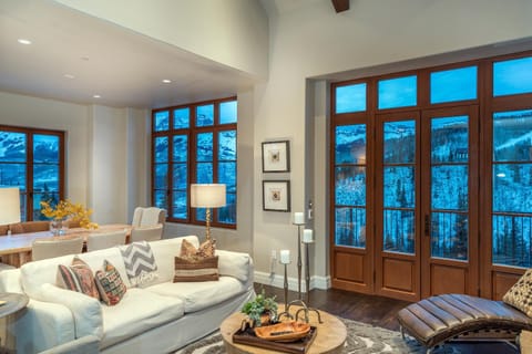 Villas at Cortina Penthouse 10 by Alpine Lodging Telluride Apartment in Mountain Village