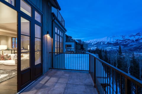 Villas at Cortina Penthouse 10 by Alpine Lodging Telluride Apartment in Mountain Village