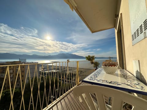 Natural landscape, Balcony/Terrace, Balcony/Terrace, Mountain view, Sea view