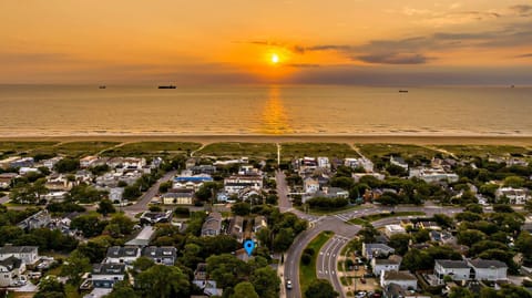 Natural Beauty B House in Virginia Beach