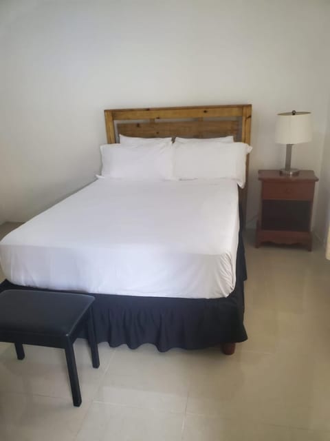 Comfy Guest Rooms Alojamiento y desayuno in Port Antonio