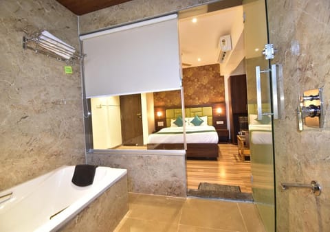 Bathroom, Photo of the whole room, Bedroom, towels, air conditioner