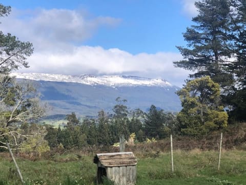 Wakefields - an enchanting mountain view cottage Casa in Mole Creek