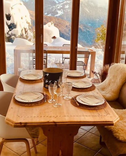 Natural landscape, Dining area, Mountain view